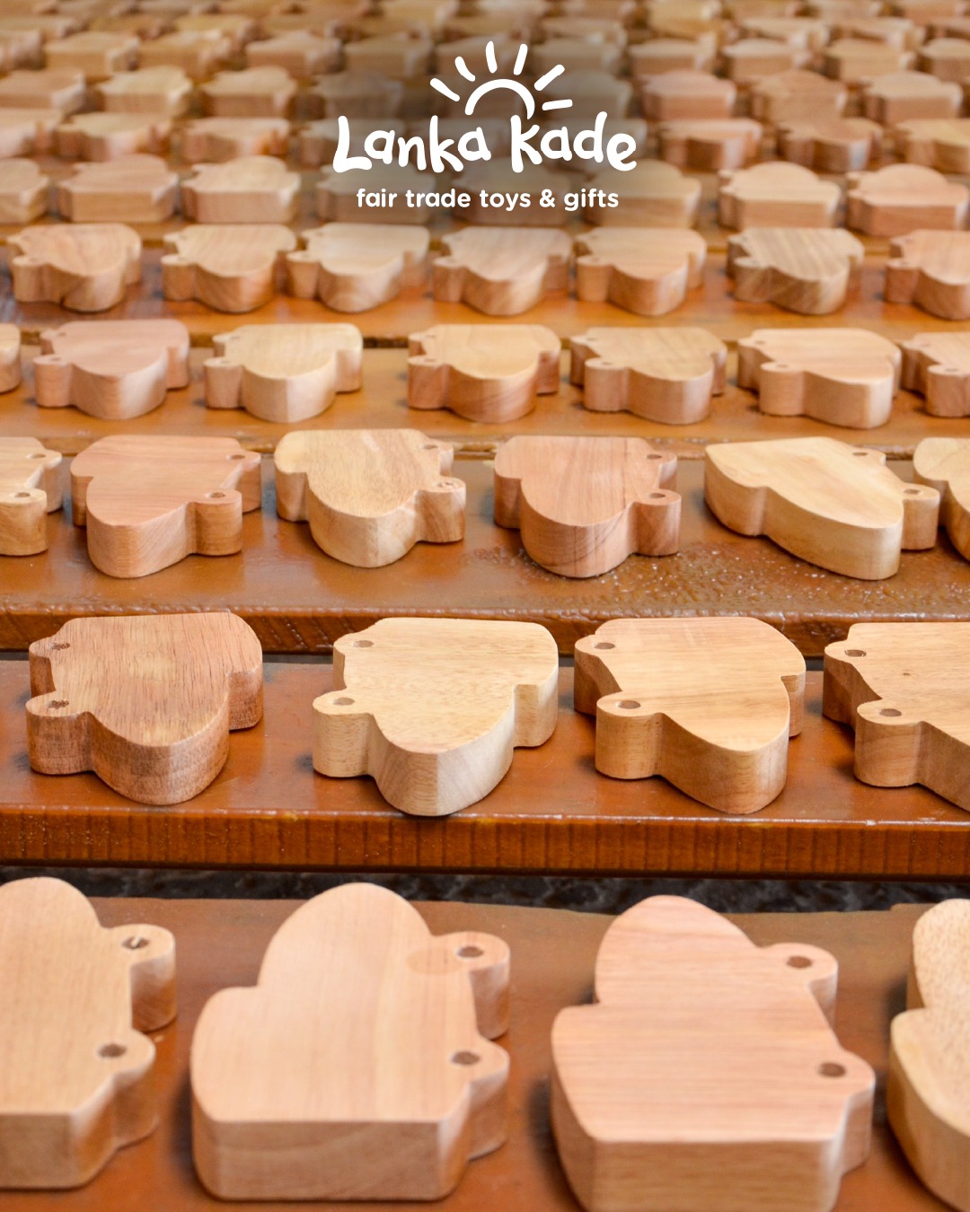Behind the scenes in Sri Lanka - Guess the product 🧩! As part of the production process, all our w... Behind the scenes in Sri Lanka - Guess the product 🧩! As part of the production process, all our w...