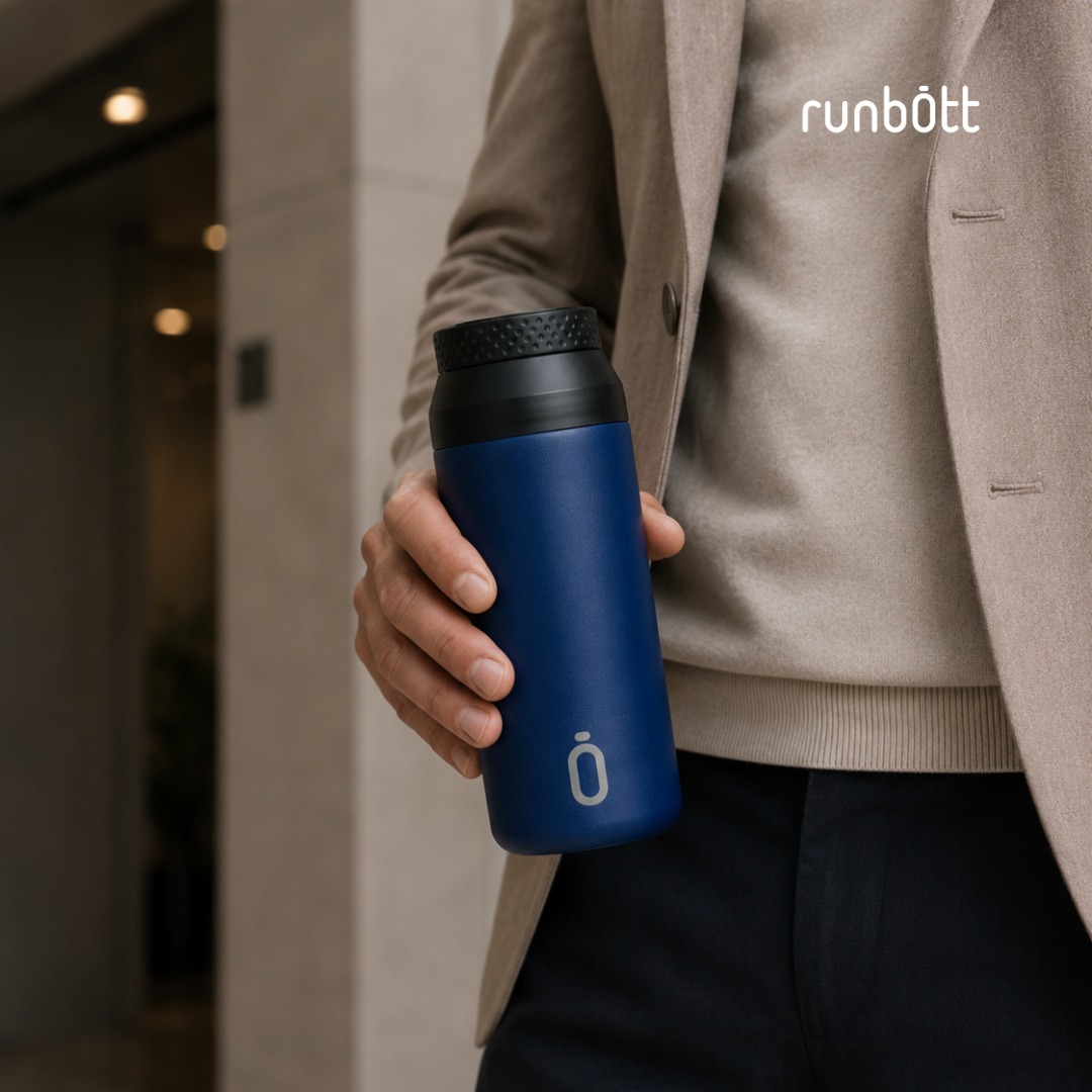 Tu ritmo no se detiene, y tu café tampoco. 💼☕️✨
Entre reuniones, desplazamientos y tareas pendientes, tu café favorito te acompaña preparado exactamente a tu manera y a la temperatura perfecta durante toda la jornada.
Cup Mii. Tu café, vayas donde vayas. 🏙️👌
¿Cómo te gusta disfrutar de tu pausa para el café en tu día a día? Déjanoslo en comentarios 👇
.
Your pace doesn't stop, and neither does your coffee. 💼☕️✨
Between meetings, commutes, and daily tasks, your favourite coffee stays with you, prepared just the way you like it and kept at the perfect temperature all day long.
Cup Mii. Your coffee, wherever the day takes you. 🏙️👌
How do you like to enjoy your coffee break during your routine? Tell us in the comments! 👇
🛒🛍️ Link en la Bio
#AkeitaSoul #Runbott #CupMii #RunbottLifestyle #ConMiRunbott #RutinaDiaria #PausaCafe #CoffeeLovers #EstiloDeVidaSostenible #VasoTermico #EnElTrabajo