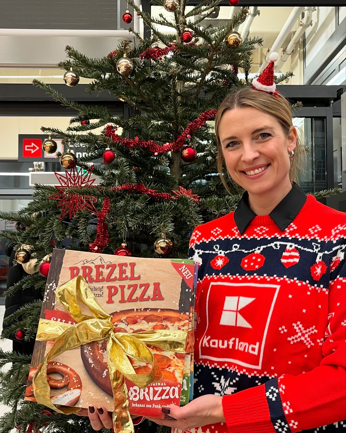 🎄 Frohe Weihnachten wünscht Brizza! 🎄
Wir wünschen euch eine wunderschöne Zeit mit euren Liebsten, entspannte Feiertage und einen gemütlichen Heiligabend. Alles Gute und lasst es euch gut gehen! ❤️🎅🏻✨
#froheweihnachten #heiligabend #weihnachtszeit #feiertage #miteinander #liebe