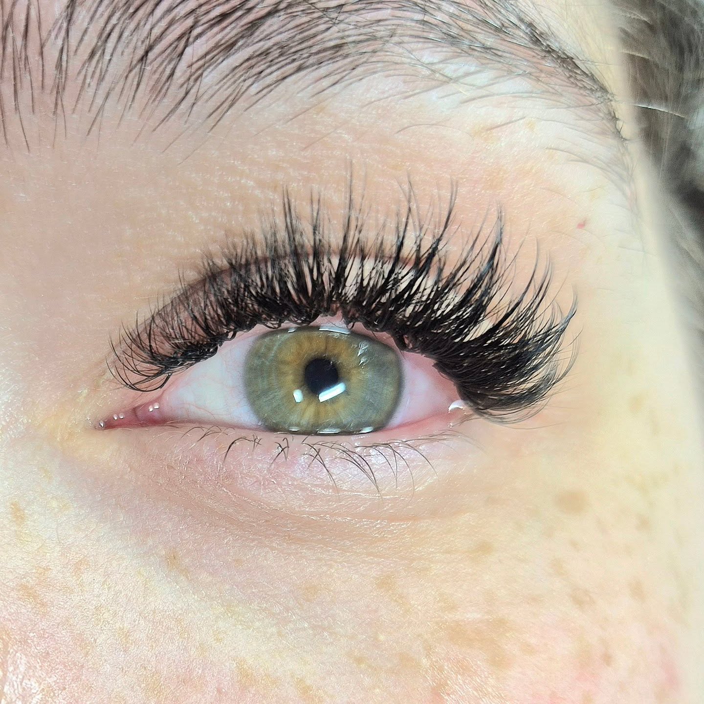 Mix volume with spikes.#vippeekstensionsrøa #eyelashextensionsoslo #oslovipper #volumvipperhøvik #vippeextensionsullern m ixvipperosloperextensions vipperoslo oslovipper vipper vipperoslo vipperartistvipperfrogner classiclashesextensions eyelashdesign vipperskøyen vippermajorstuen våtevipper wetlasheseffectoslovippeløftoslo eyelinereffectoslo eyeshadoweffect whispylashesmixvipperoslohybridvipperoslovipperrøavipperbærumvippersmestad røavivver vipperhøvik vipperullern