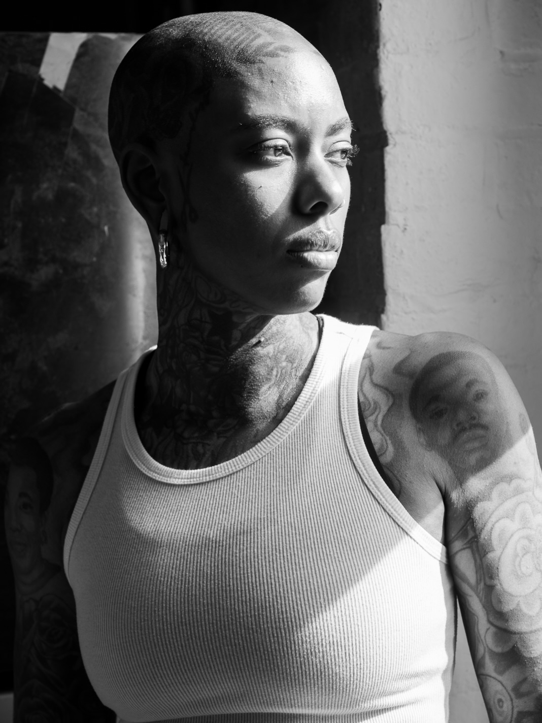 BW Editorial Series
Title: Stepping Out of the Shadows
Model @tiakingtheartist | She/Her |📍NYC
Photographer @spencer_charles
Agency @studmodelproject
Scout @donotperceiveme
Casting @fairystudmother
-
#studmodelproject #studmodel #newyorkmodel #voguechallenge #photovogue