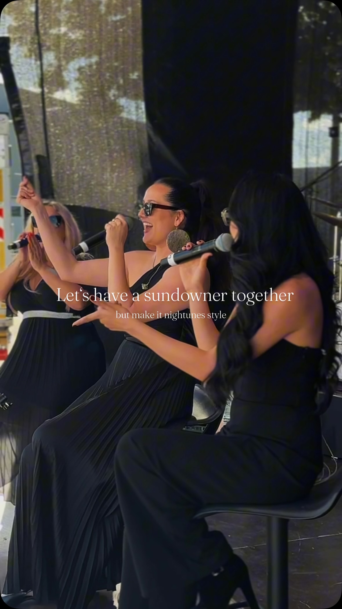 Life is hard enough, we like to enjoy ourselves surrounded by lovely people every now and then 🍸
Would you join?
Here we are celebrating with @edekasuedwest
.
.
#Sundownermusic #nightunes #eventband #weddingband2026 #edeka