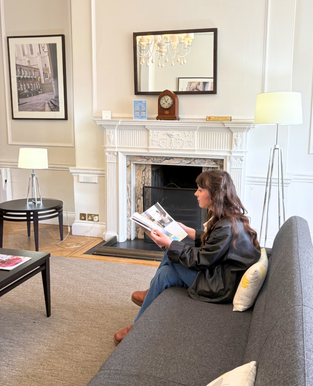 POV: Your dentist’s waiting room actually feels like a luxurious hotel lobby 🤍
Every detail has been designed to help you feel relaxed before your appointment.