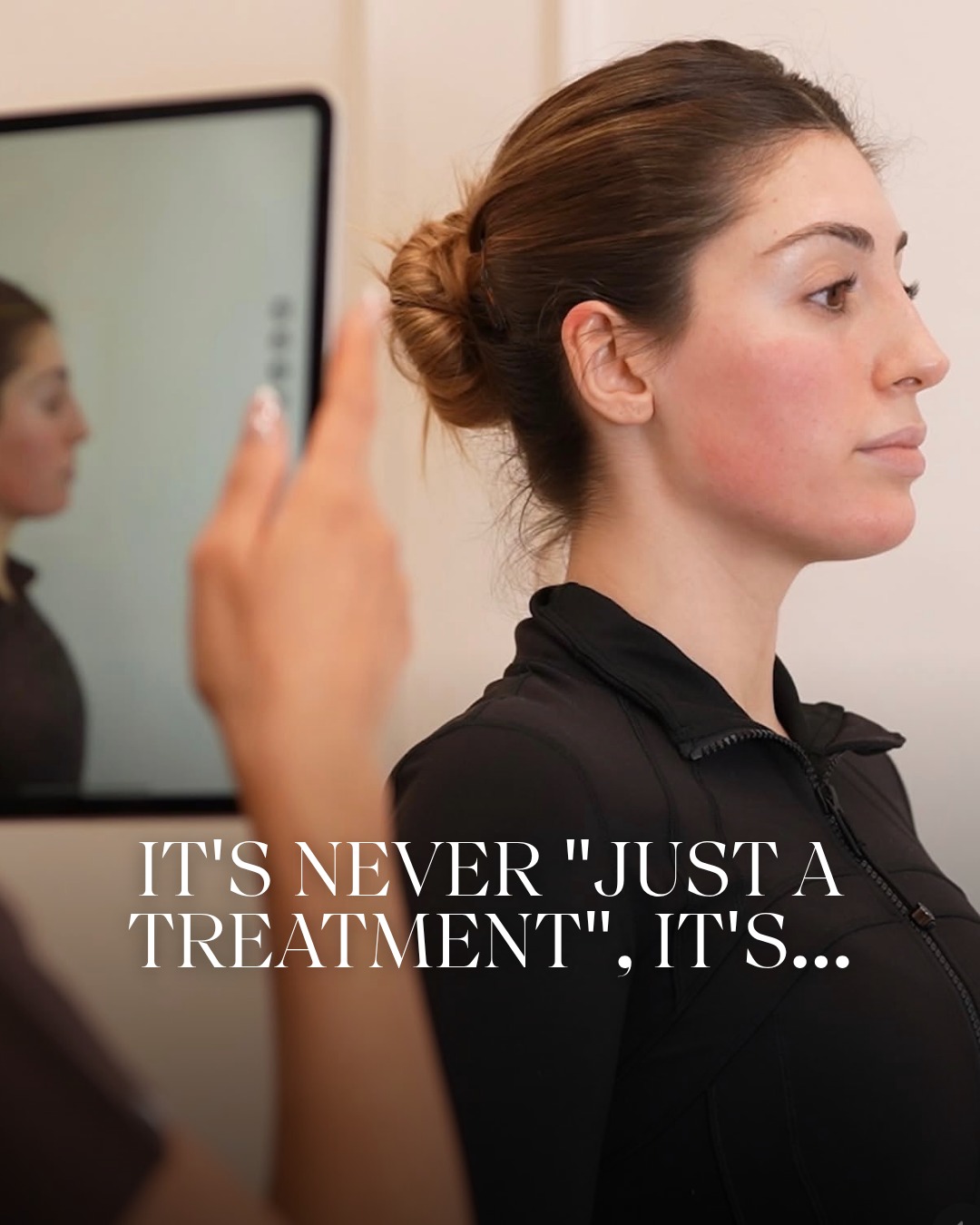 Nobody comes here for "a treatment". They come for the hour where their phone is face down, someone's finally looking properly at their skin, and they leave knowing exactly what they're doing next.
The treatment is almost a bonus 💫
🏡 Takroni Clinic
📍 Marylebone, London
📞 0203 633 4328
✉️ hello@takroniclinic.com
#londonladies #marylebonemum #marylebonewomen #londondoctor #londoncity